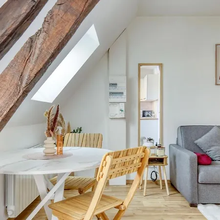 Appartamento Cozy Superbe 10 Min - Airport