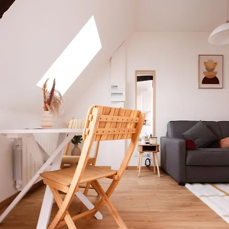 Appartamento Cozy Superbe 10 Min - Airport *